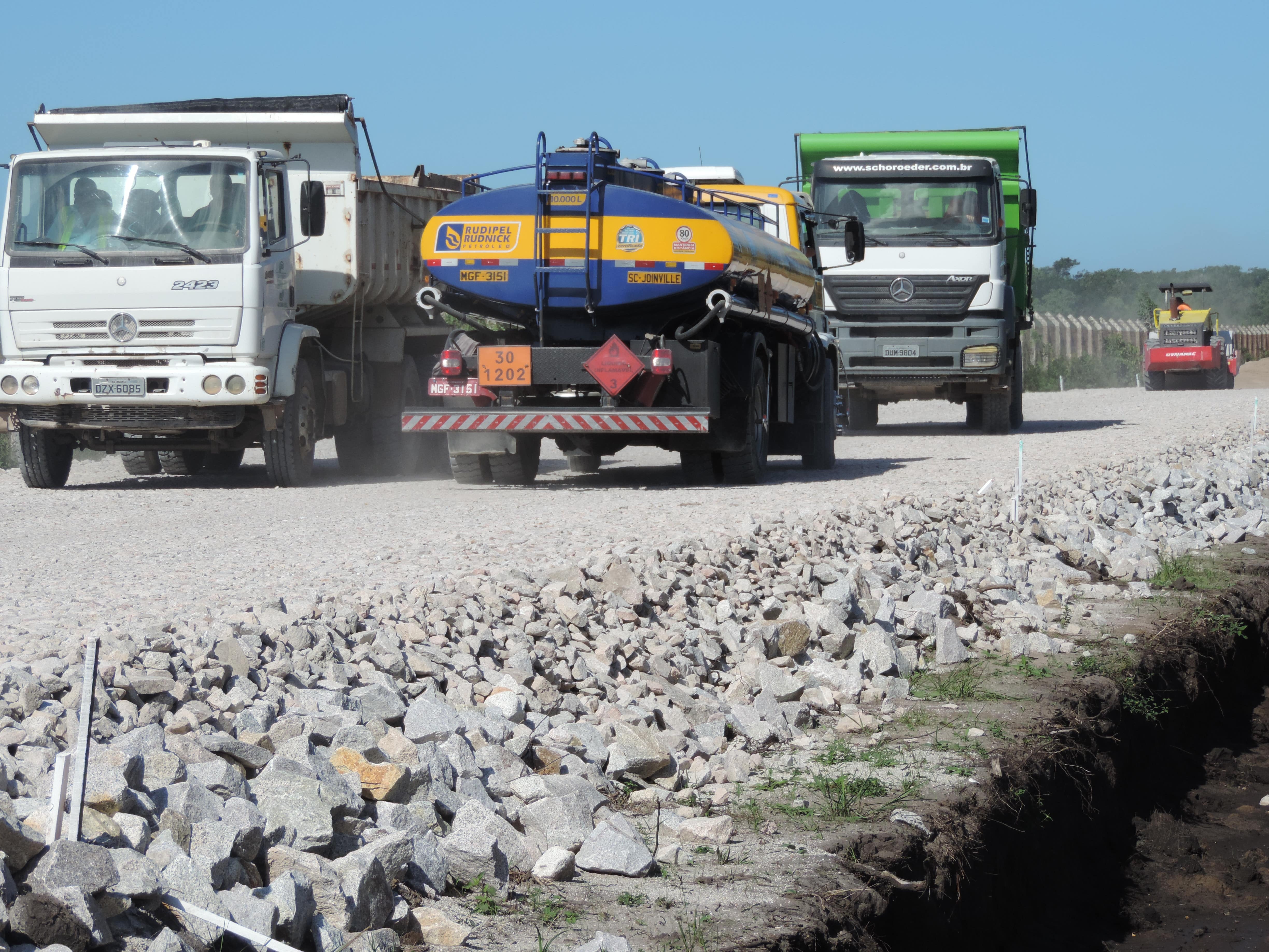 Carbon Free Emissões construção civil caminhões pavimentação Foto: Carbon Free Brasil